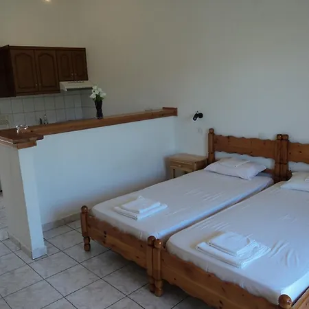 Aparthotel Faethon Karousadhes (Avliotes)